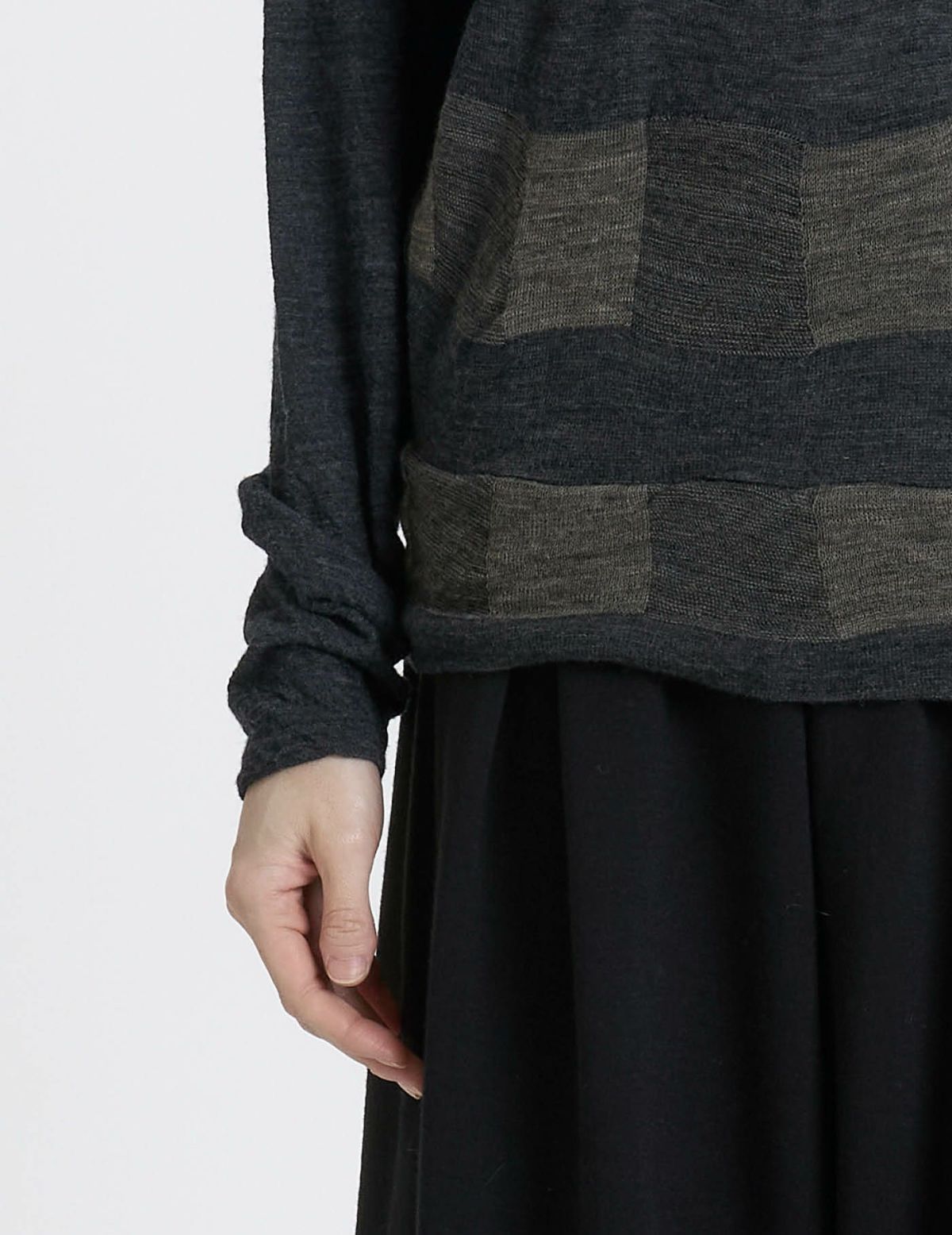 64 チャコール×ベージュ