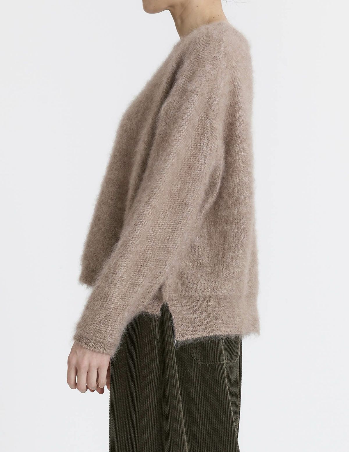 15 ピンクベージュ