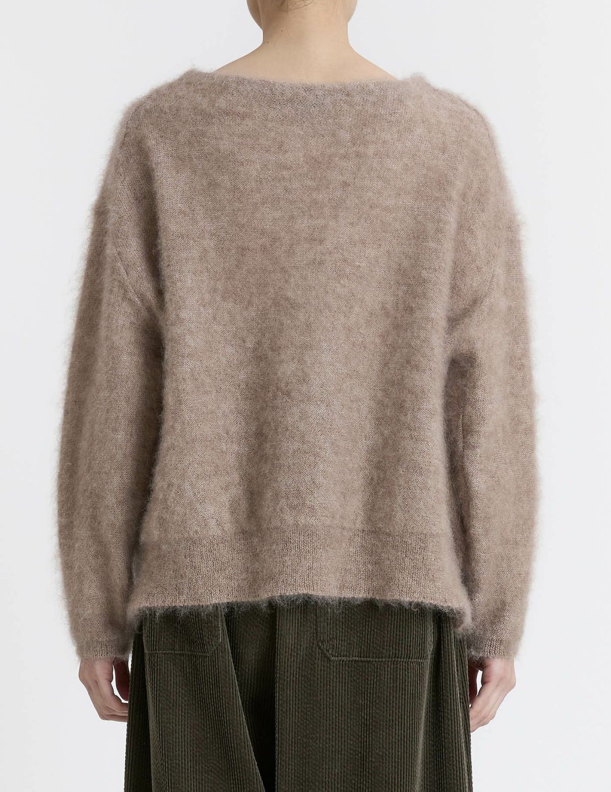 15 ピンクベージュ