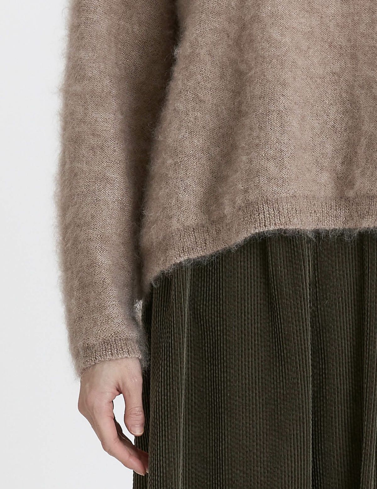 15 ピンクベージュ