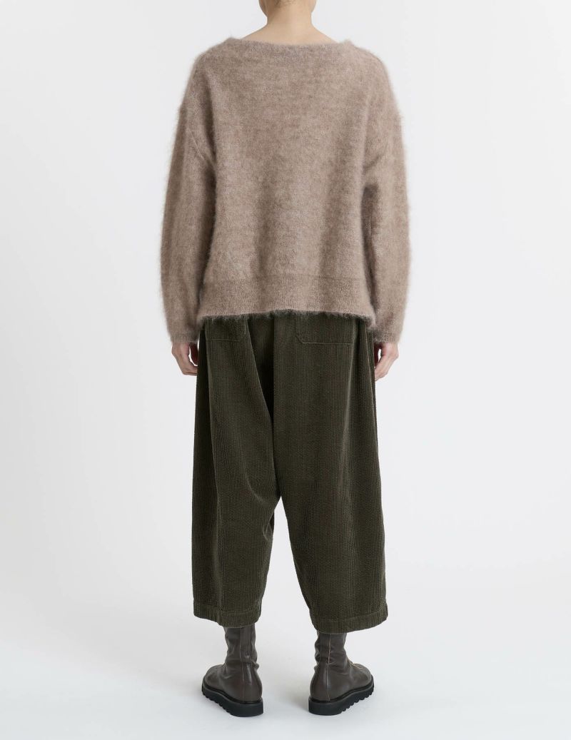 15 ピンクベージュ