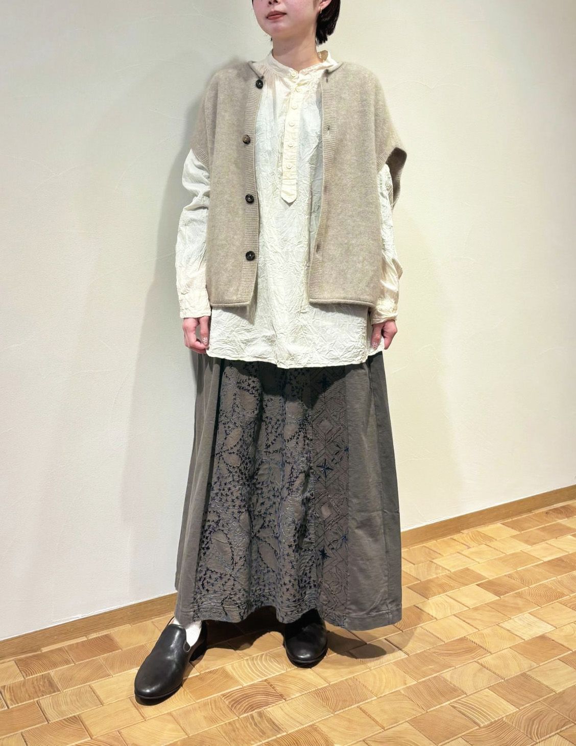 44 カーキ/36size：スタッフ150㎝