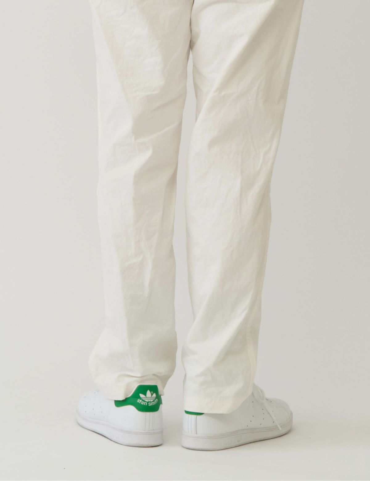 02 オフホワイト