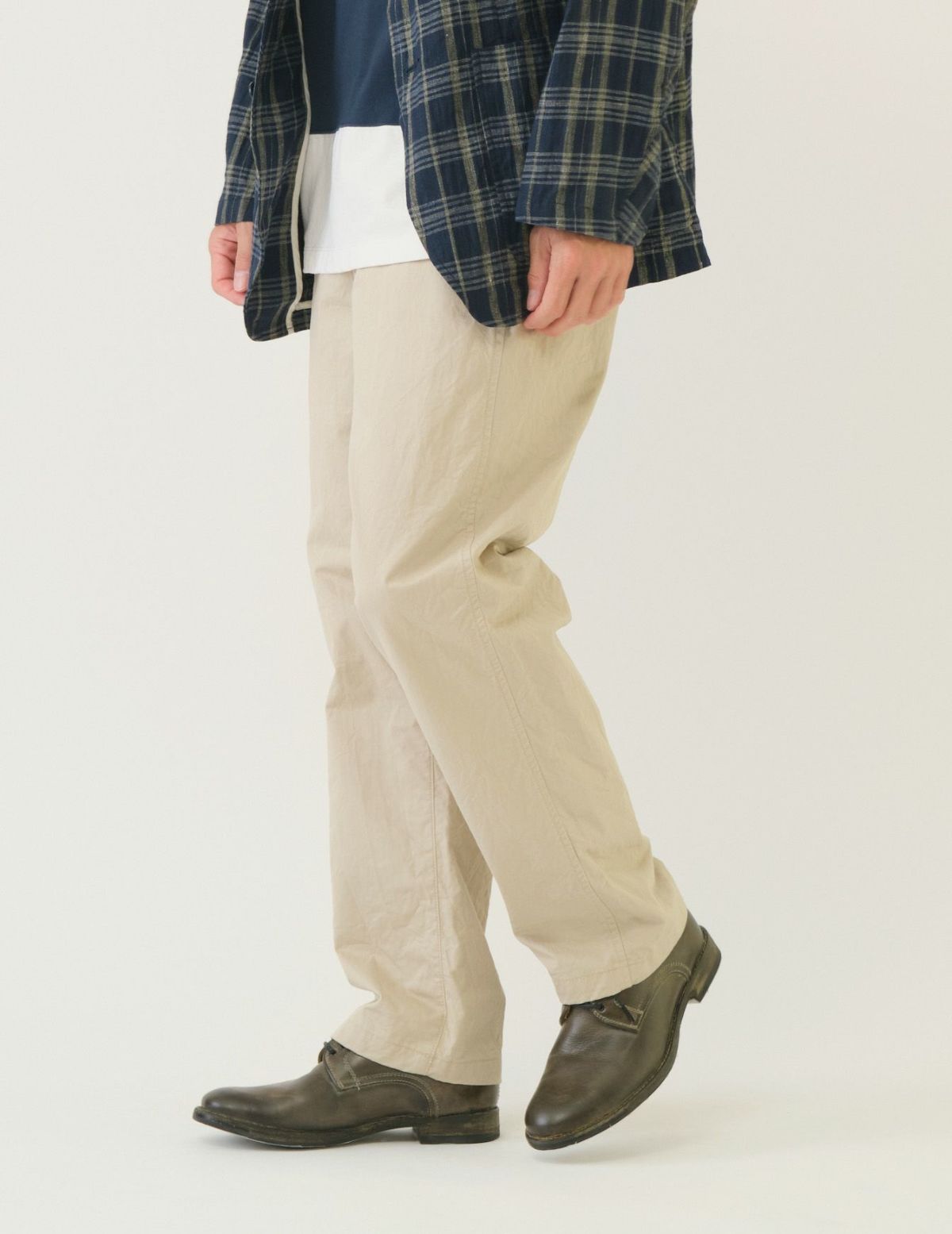 64 ベージュ　Msize：モデル180㎝