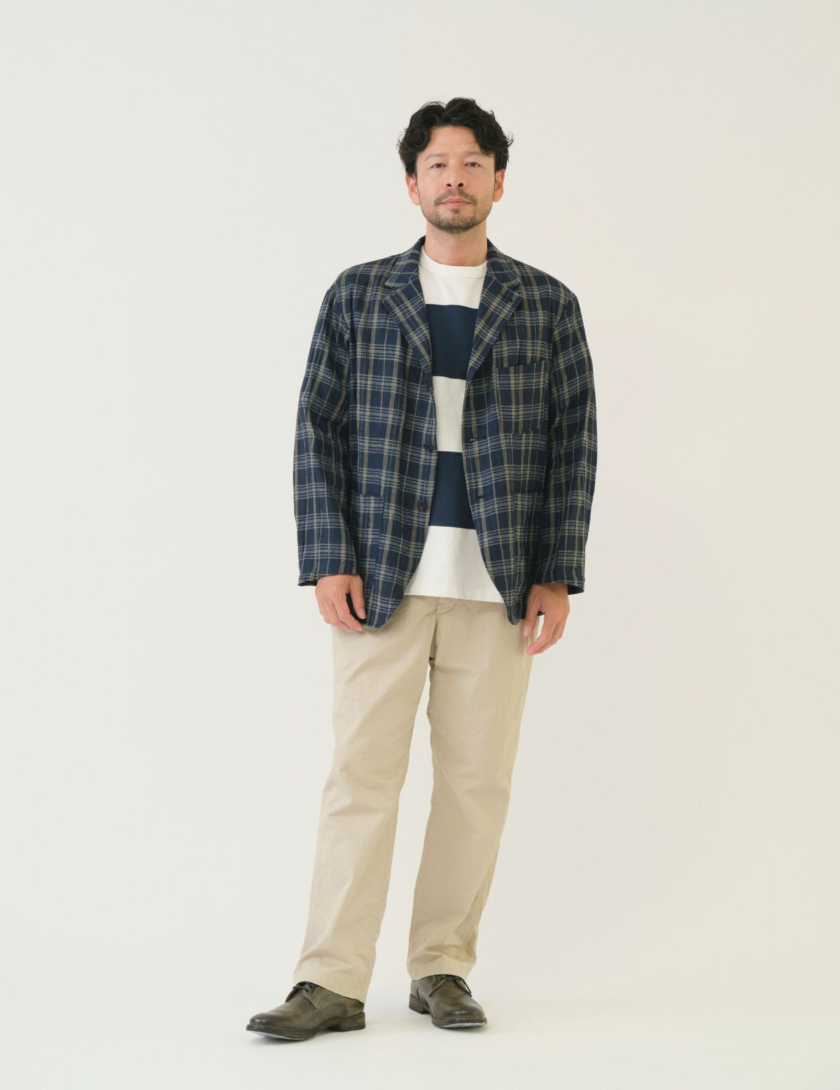 64 ベージュ　Msize：モデル180㎝