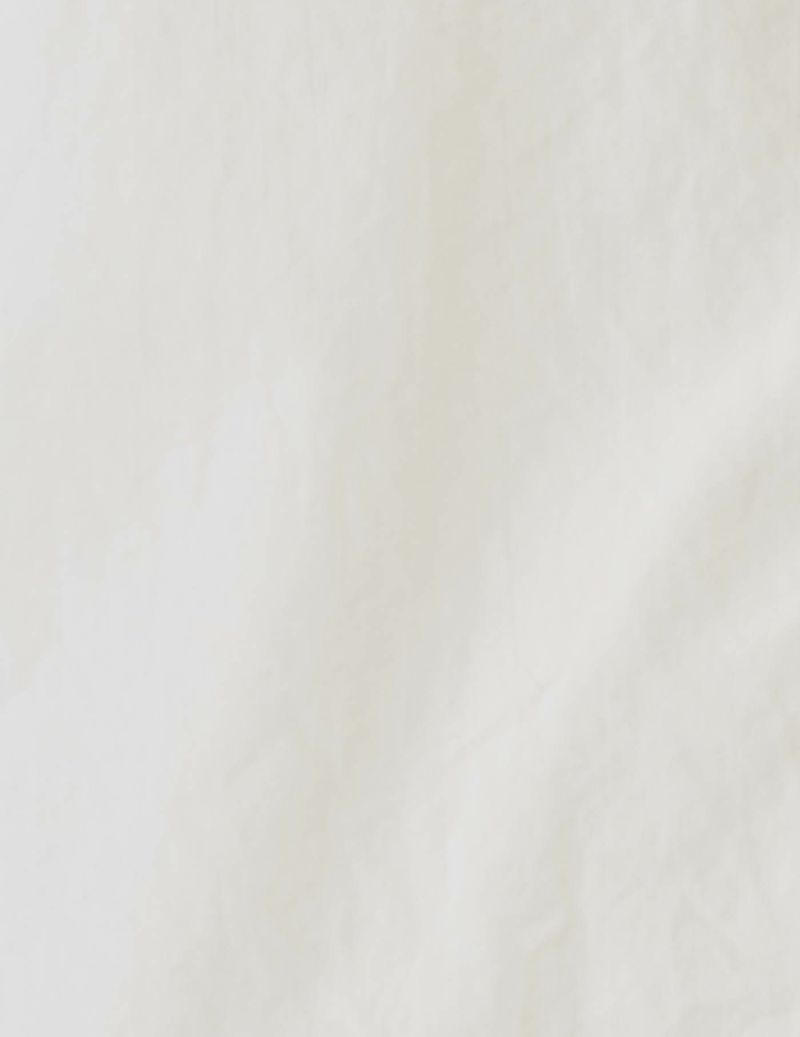 02 オフホワイト