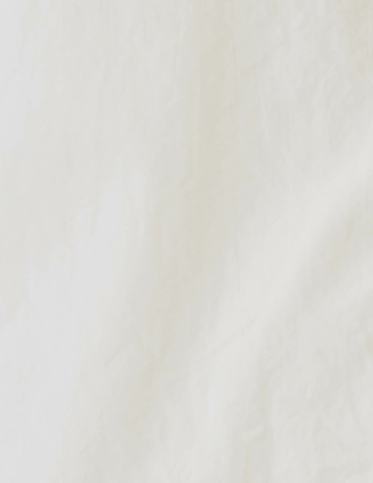 02 オフホワイト