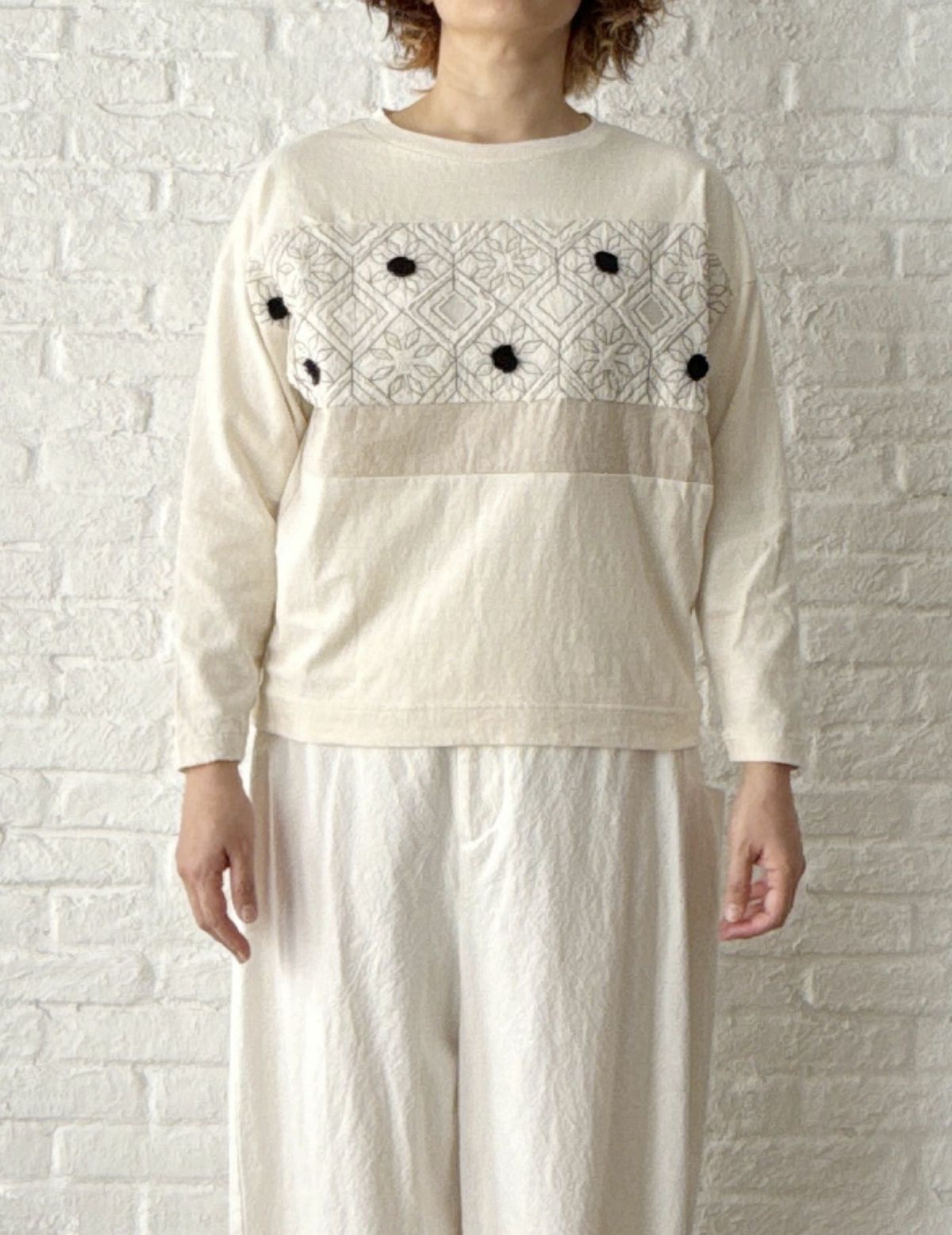 65 エクリュ/36size(M)：スタッフ 167cm