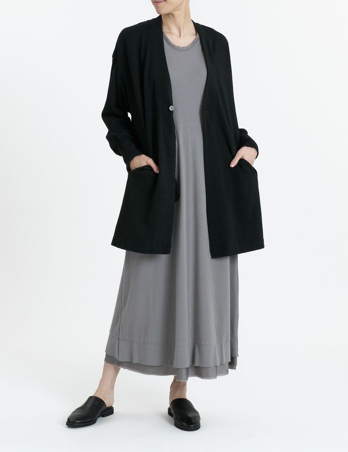 90 ブラック/36(M)size：モデル 169cm