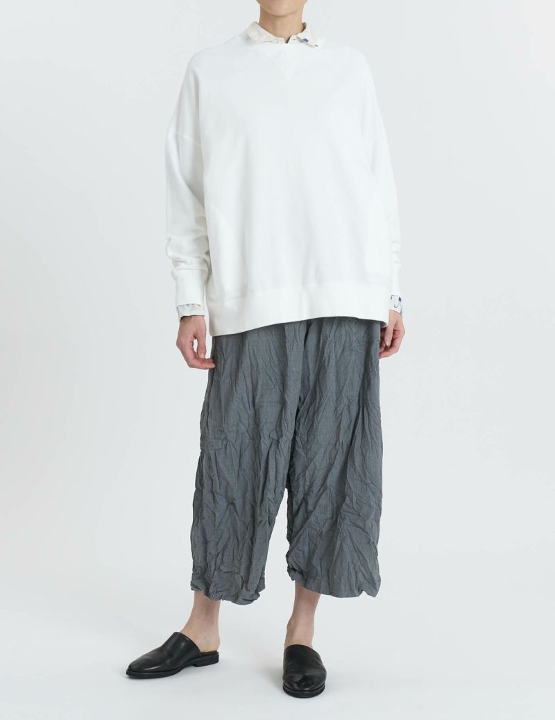 01 ホワイト/36(M)size：モデル 169cm